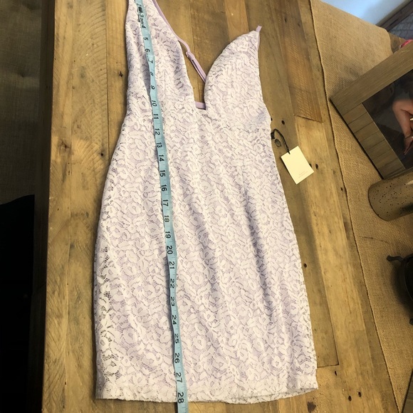 SUPERDOWN lace mini dress lavender - Picture 8 of 8